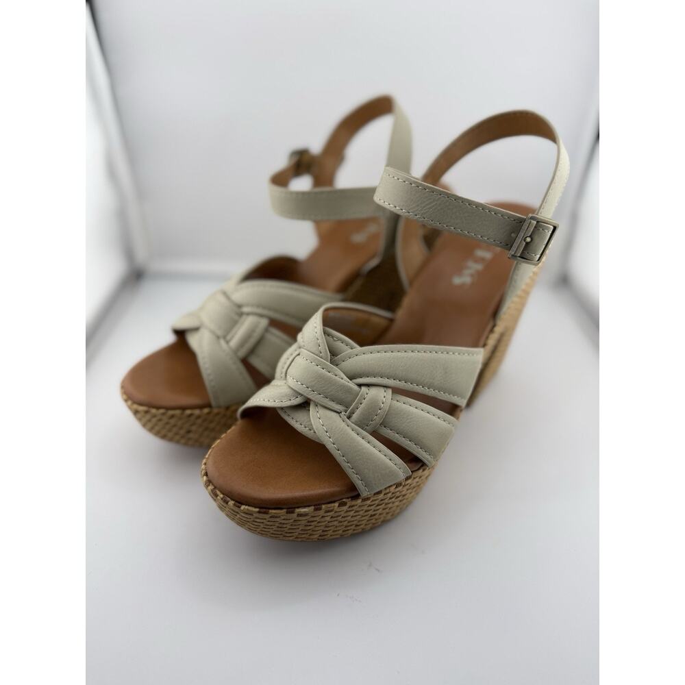 NWOB $145Korks by Kork-Ease Dee Sandals Strappy Platform Wedges Off White Size 8